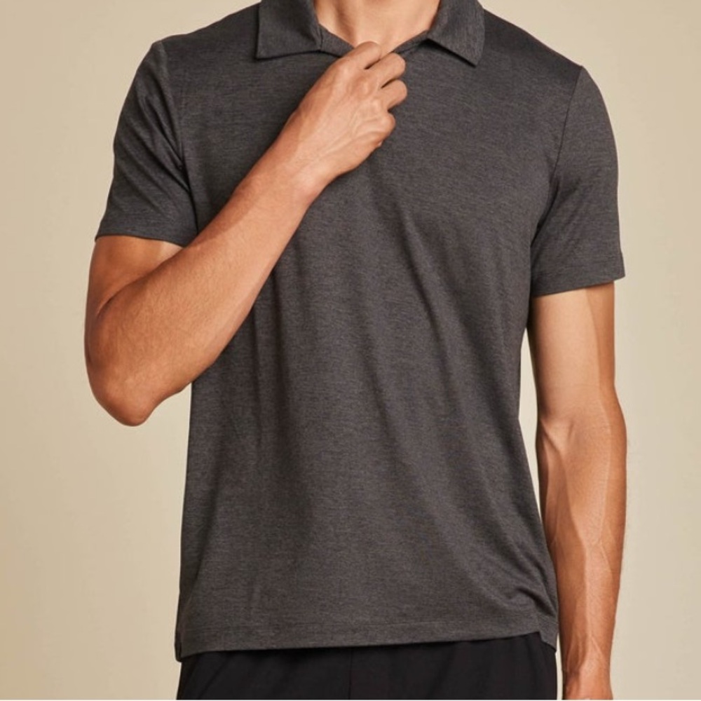 NWT Barefoot Dreams Malibu Collection Butterchic Polo in Carbon M1